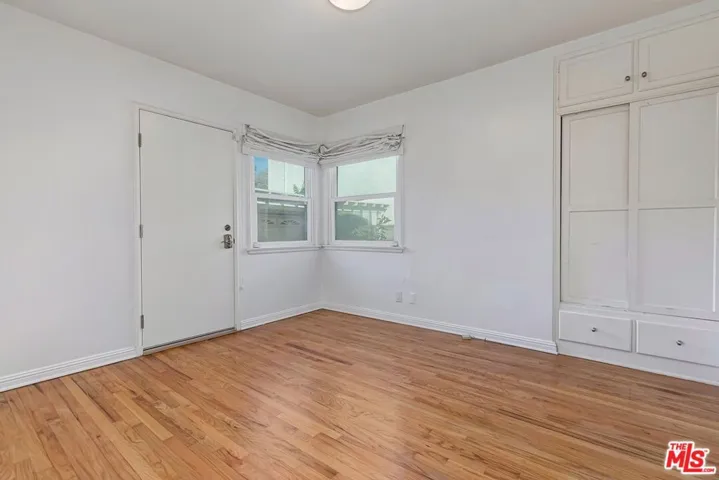 10849 Arizona Avenue, Culver City, California 90232