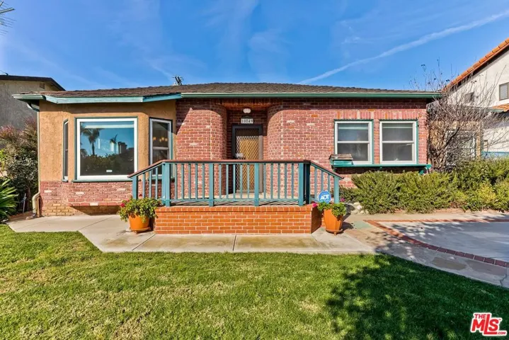 10849 Arizona Avenue, Culver City, California 90232