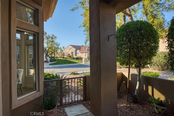 78754 Putting Green Drive, Palm Desert, California 92211