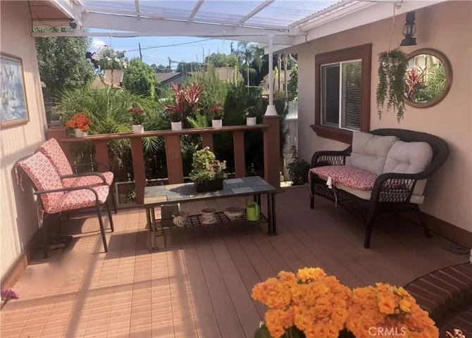 Deck patio