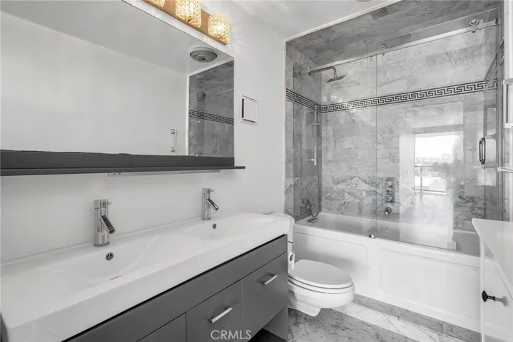 531 Esplanade 511, Redondo Beach, California 90277