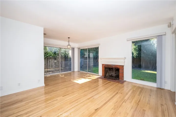 2751 Ladoga Ave, Long Beach, California 90815
