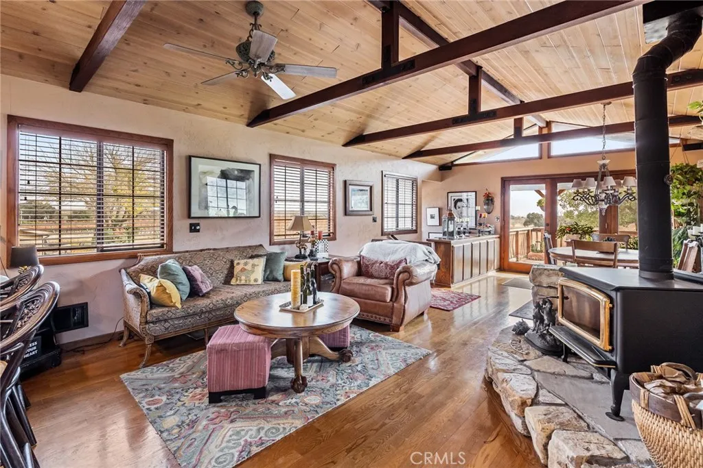 2135 Live Oak Rd, Paso Robles, California 93446 home-pic-43