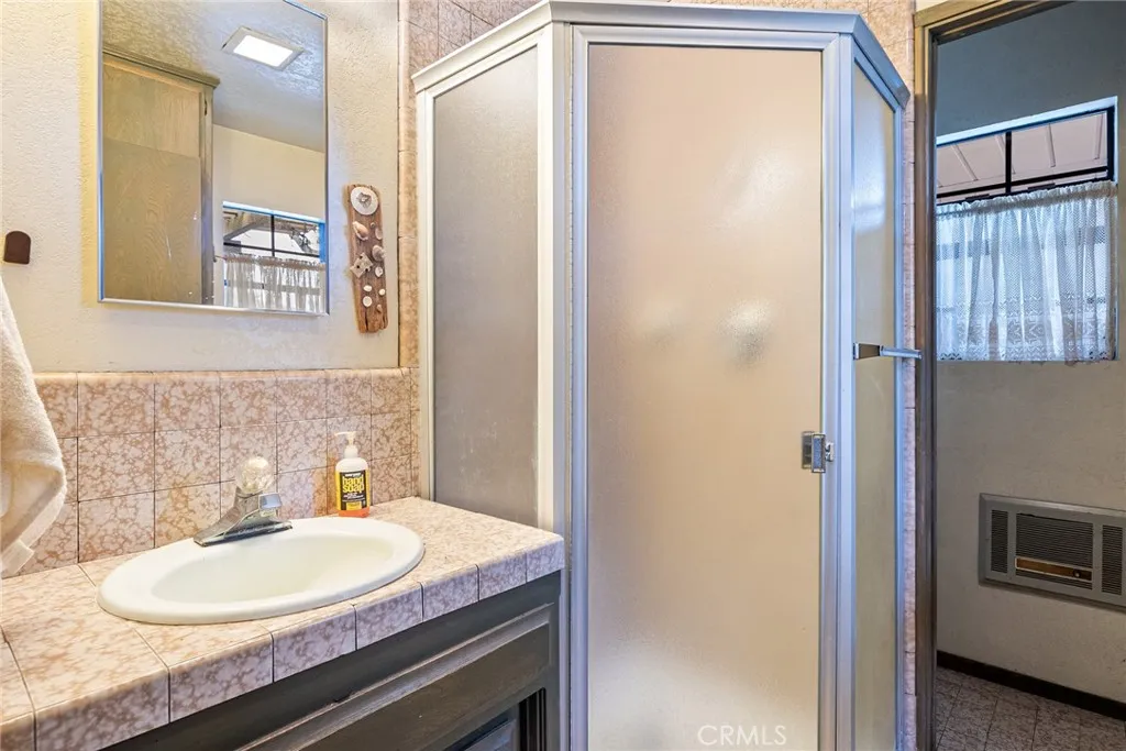 2135 Live Oak Rd, Paso Robles, California 93446 home-pic-37