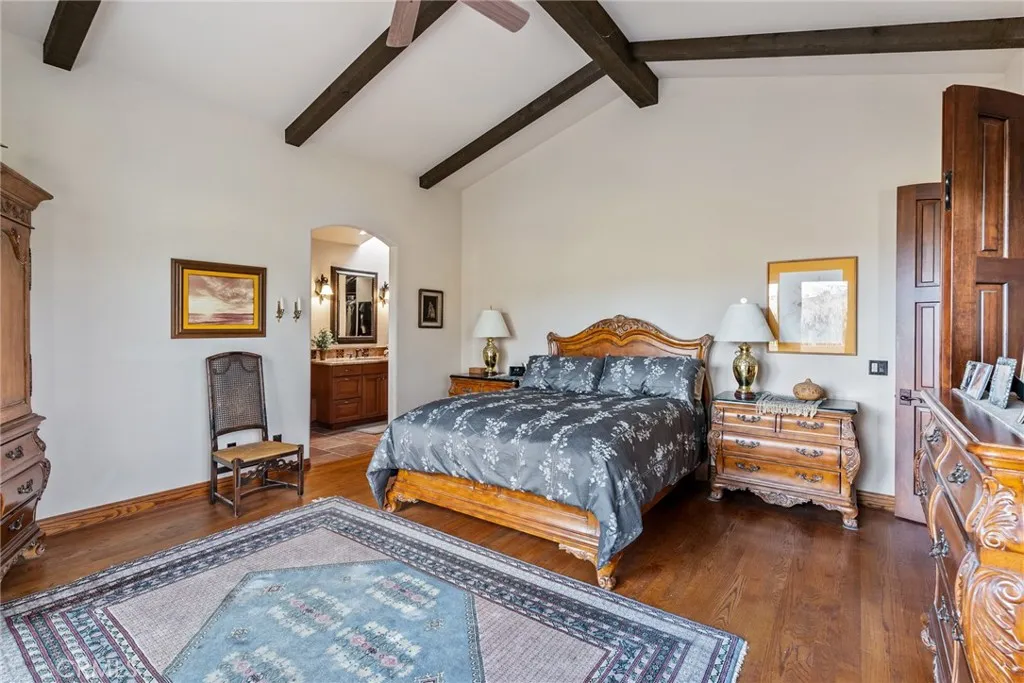 2135 Live Oak Rd, Paso Robles, California 93446 home-pic-18