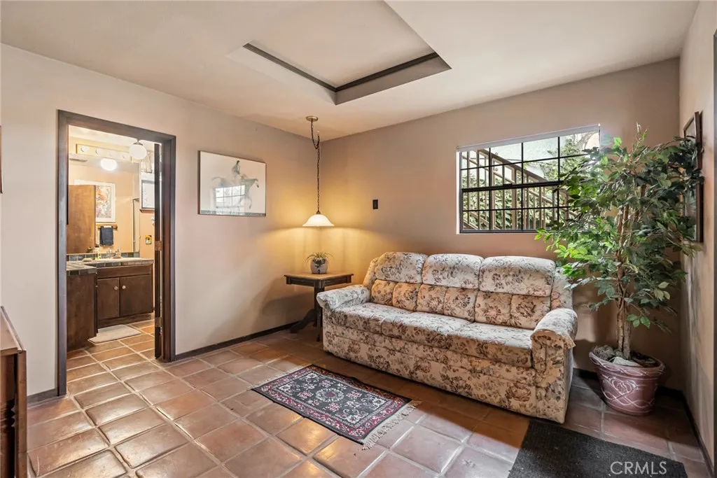 2135 Live Oak Rd, Paso Robles, California 93446 home-pic-55