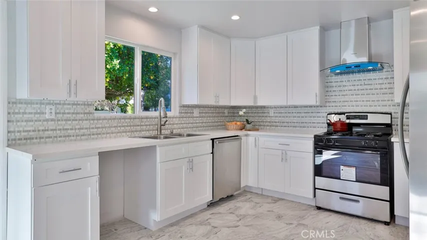 Main House: Kitchen (Space to install your preference of appliance, wine fridge etc.)
