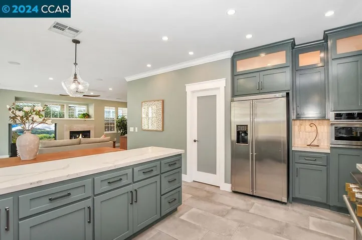 112 Mcmahon Court, Martinez, California 94553