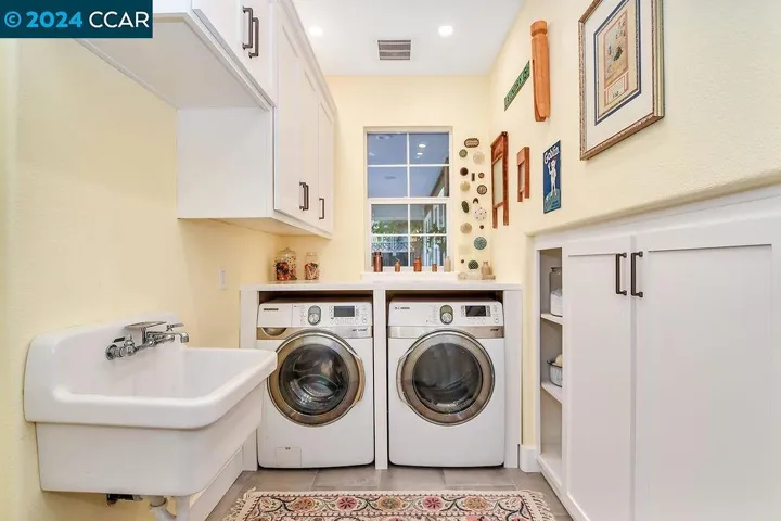 112 Mcmahon Court, Martinez, California 94553