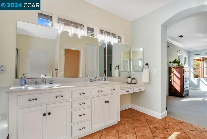 112 Mcmahon Court, Martinez, California 94553
