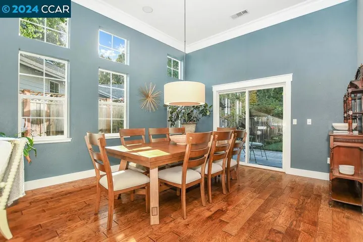 112 Mcmahon Court, Martinez, California 94553