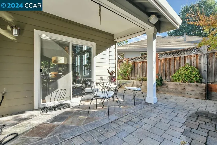112 Mcmahon Court, Martinez, California 94553