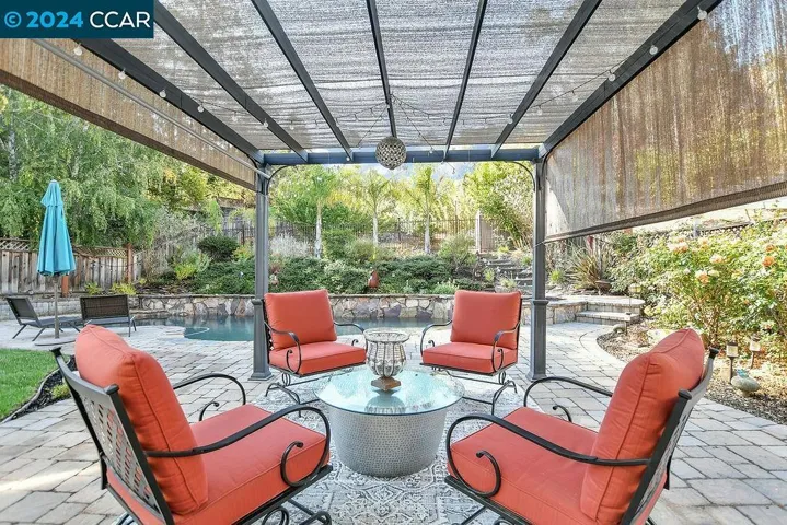 112 Mcmahon Court, Martinez, California 94553