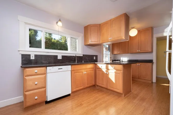 495 9th Avenue, Menlo Park, California 94025