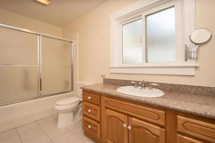 495 9th Avenue, Menlo Park, California 94025