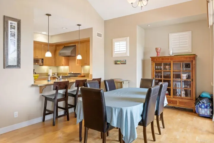 569 Laguna Drive, Carlsbad, California 92008
