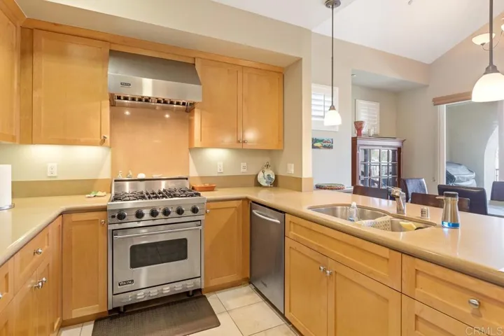 569 Laguna Drive, Carlsbad, California 92008
