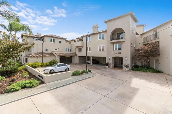 569 Laguna Drive, Carlsbad, California 92008