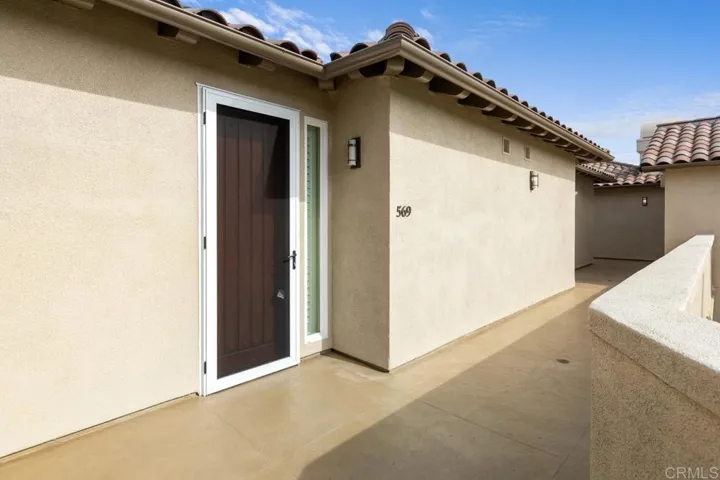 569 Laguna Drive, Carlsbad, California 92008