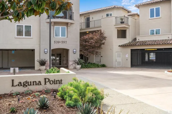 569 Laguna Drive, Carlsbad, California 92008
