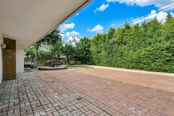 23161 Gainford Street, Woodland Hills, California 91364
