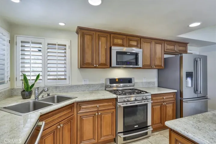 23161 Gainford Street, Woodland Hills, California 91364