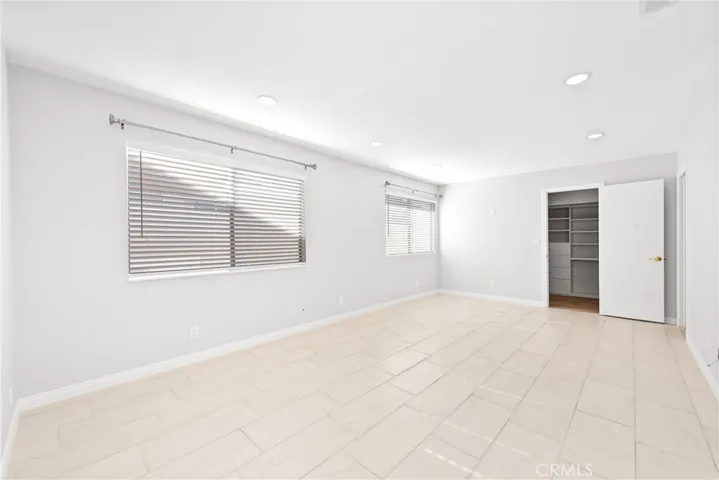 4700 S J Street, Oxnard, California 93033