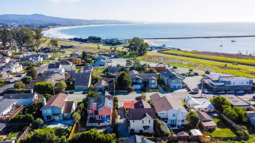 147 Francisco Street 149, El Granada, California 94018