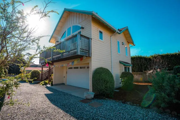 147 Francisco Street 149, El Granada, California 94018