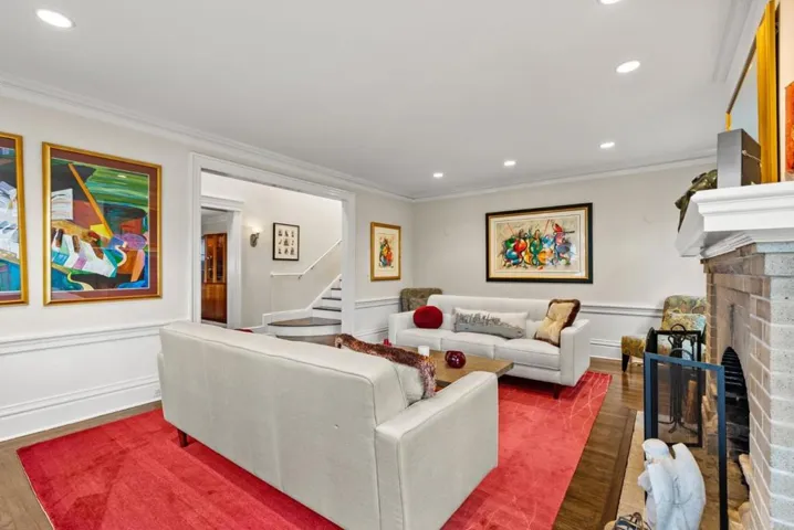 118 Occidental Avenue, Burlingame, California 94010