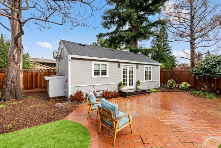 118 Occidental Avenue, Burlingame, California 94010