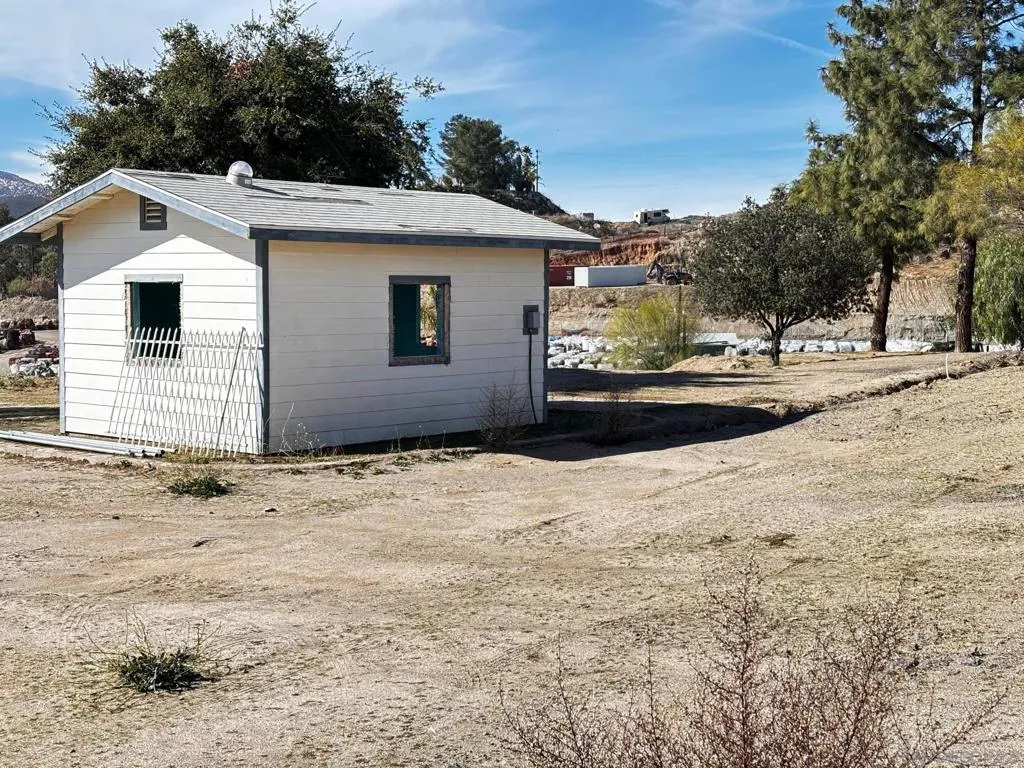 627 Emery Rd., Tecate, California 91980 home-pic-6