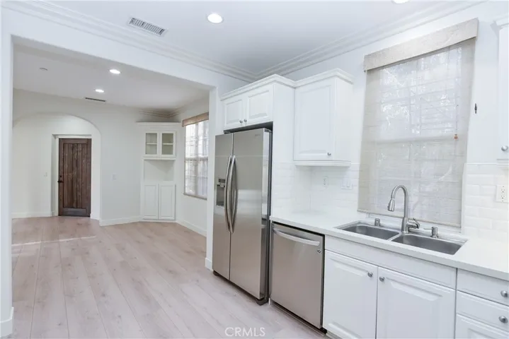 81 Greenhouse, Irvine, California 92603