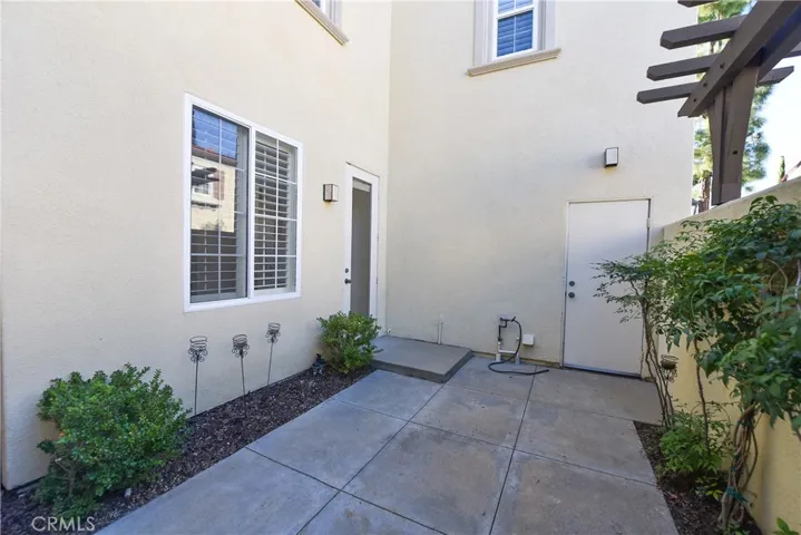 81 Greenhouse, Irvine, California 92603