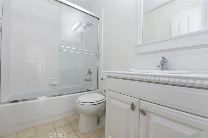 81 Greenhouse, Irvine, California 92603
