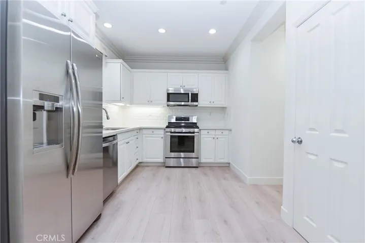 81 Greenhouse, Irvine, California 92603