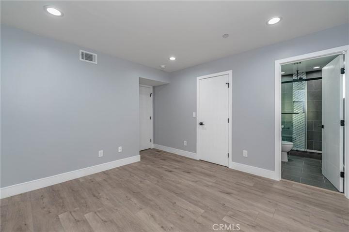 1947 N Vista Del Mar Avenue, Los Angeles, California 90068