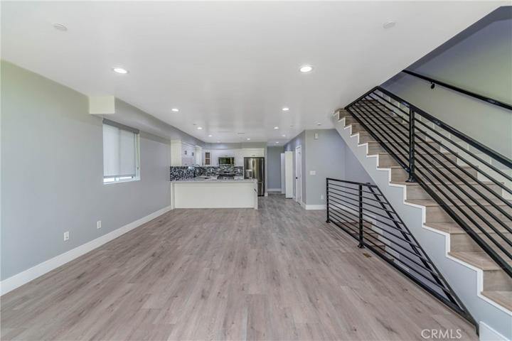 1947 N Vista Del Mar Avenue, Los Angeles, California 90068
