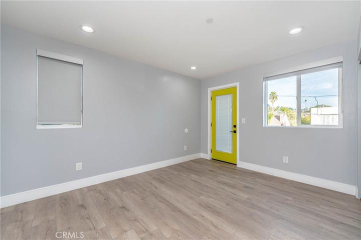 1947 N Vista Del Mar Avenue, Los Angeles, California 90068