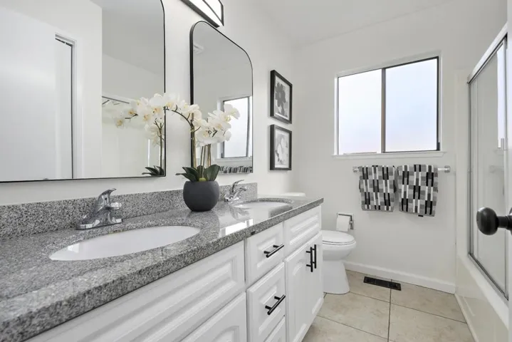 1011 Colorado Avenue, Palo Alto, California 94303