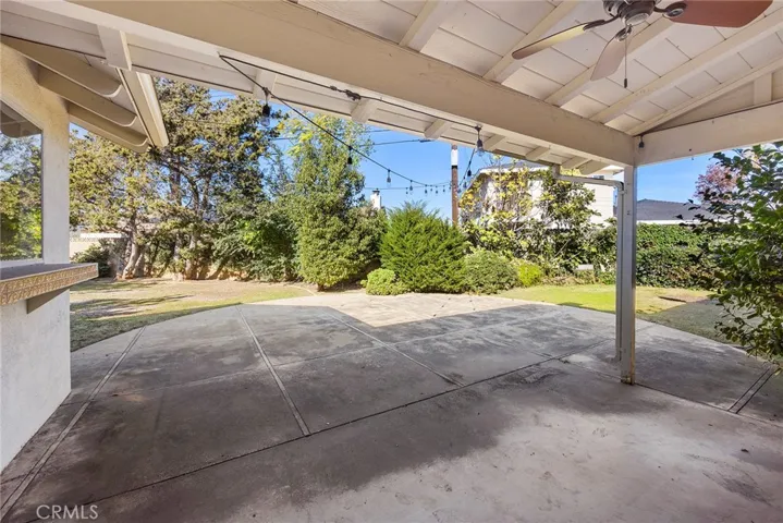The lot, at 10,000 sqft, leaves room for large gatherings or quiet mornings sipping coffee.