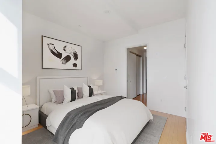 801 S Grand Avenue 1612, Los Angeles, California 90017