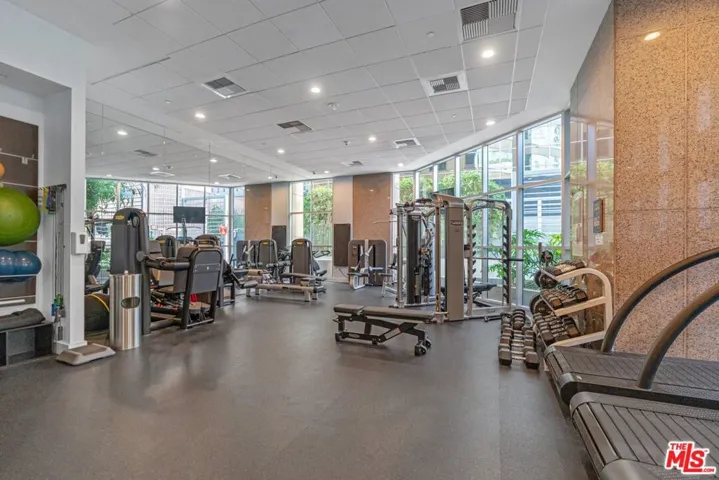 801 S Grand Avenue 1612, Los Angeles, California 90017