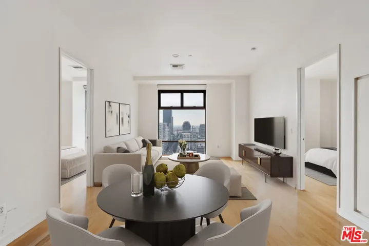 801 S Grand Avenue 1612, Los Angeles, California 90017