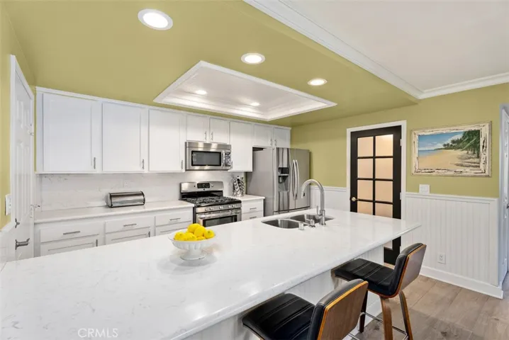 breakfast bar and nearby  pantry