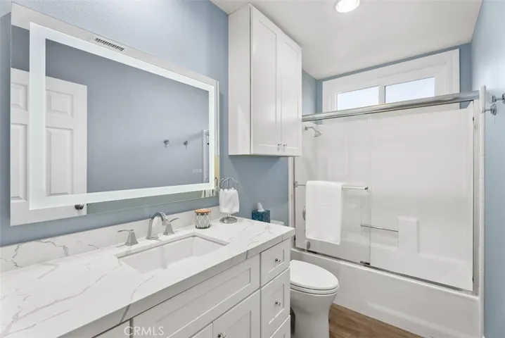 Upstairs bathroom