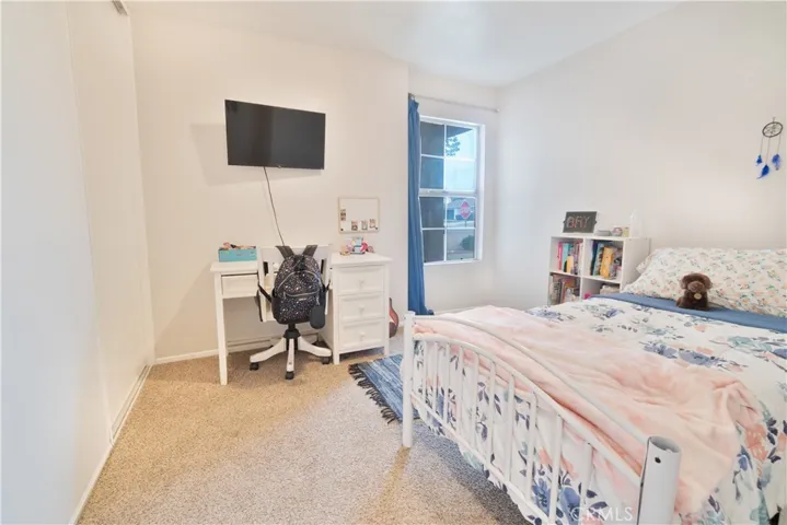 2693 W Sunrise Drive, Rialto, California 92377