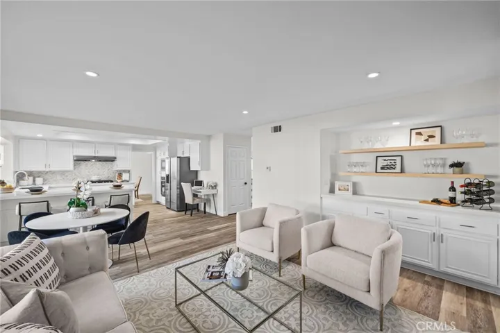 76 Monticello, Irvine, California 92620