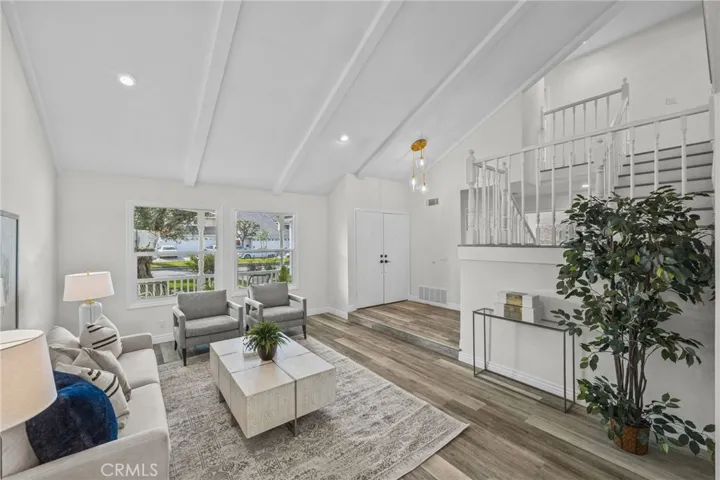 76 Monticello, Irvine, California 92620