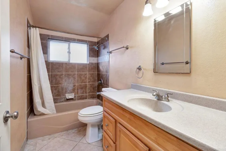 641 Bighorn Court, El Cajon, California 92019